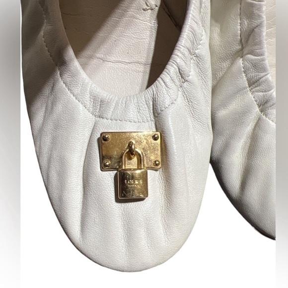LOEWE white lock flats - Picture 2 of 5